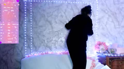 _shynikki online show from 12/17/25, 03:12