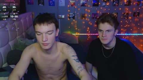 Snapshot of _side_by_you_ chatting on 12/28/24, 11:19 NATHANPVT IS OPEN online show from 12/28/24, 11:19