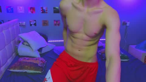 Snapshot of _side_by_you_ chatting on 01/13/25, 10:47 NATHANPVT IS OPEN online show from 01/13/25, 10:47