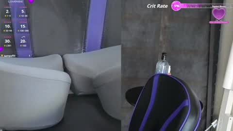 Snapshot of _silverrain_ chatting on 07/15/26, 04:56 SilverRain online show from 07/15/26, 04:56