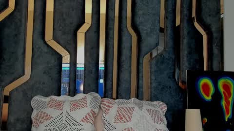 _silvia_vega_ online show from 02/26/25, 12:58