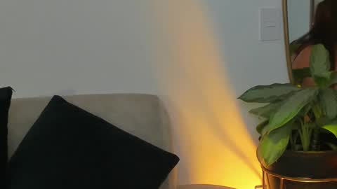 _silvia_vega_ online show from 09/17/25, 02:35