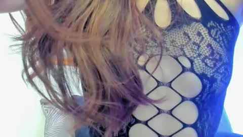 Snapshot of _silvia_vega_ chatting on 04/02/26, 01:47 _silvia_vega_ online show from 04/02/26, 01:47