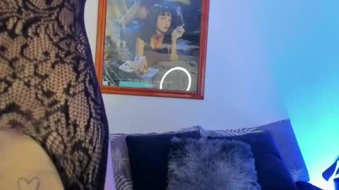 Snapshot of _silvia_vega_ chatting on 04/02/26, 07:44 _silvia_vega_ online show from 04/02/26, 07:44