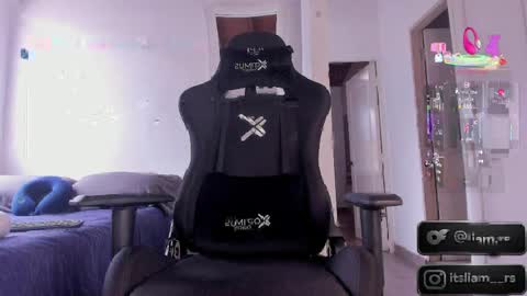 Snapshot of _simoonn_ chatting on 04/20/26, 05:48 Liam modelo independiente online show from 04/20/26, 05:48
