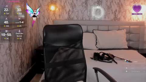 Lana  online show from 10/10/25, 03:27