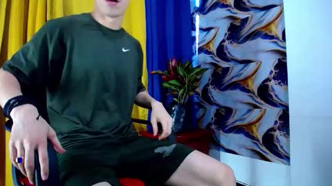 _skyleer_ online show from 11/26/25, 10:22