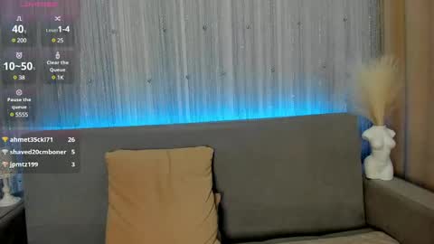 Snapshot of _smetanka_ chatting on 02/11/25, 08:42 _smetanka_ online show from 02/11/25, 08:42