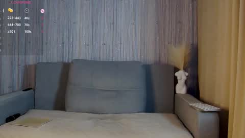 Snapshot of _smetanka_ chatting on 10/08/25, 03:20 _smetanka_ online show from 10/08/25, 03:20