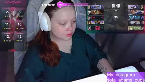 Snapshot of _sofia_adam_ chatting on 12/20/25, 09:27 pups online show from 12/20/25, 09:27