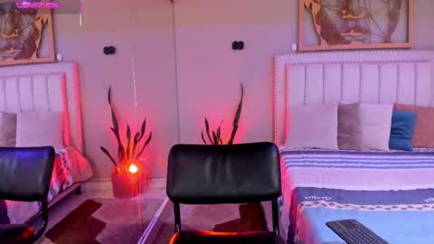    640  200   online show from 09/11/25, 08:09