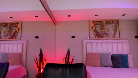    640  200   online show from 12/21/25, 12:12