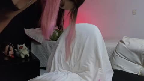 Snapshot of _sofiapink chatting on 03/05/25, 11:38 Sofia online show from 03/05/25, 11:38