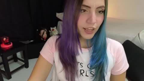 Snapshot of _sofiapink chatting on 03/08/25, 11:28 Sofia online show from 03/08/25, 11:28