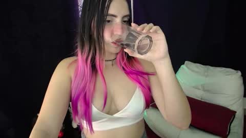 Snapshot of _sofiapink chatting on 01/31/26, 07:11 Sofia online show from 01/31/26, 07:11