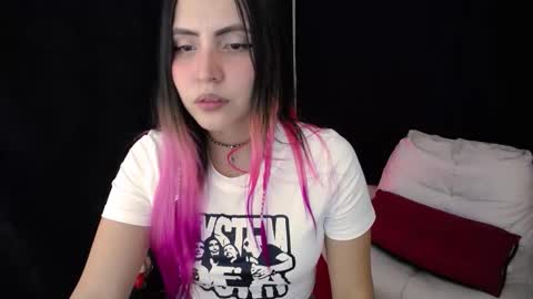 Snapshot of _sofiapink chatting on 02/17/26, 09:43 Sofia online show from 02/17/26, 09:43