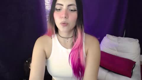 Snapshot of _sofiapink chatting on 02/20/26, 07:36 Sofia online show from 02/20/26, 07:36