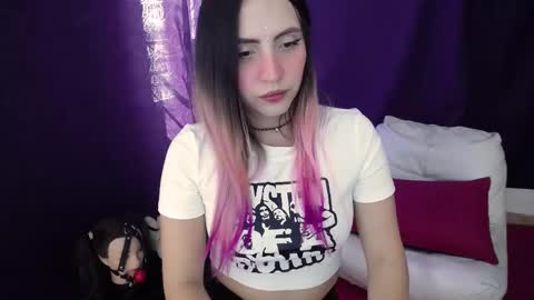 Snapshot of _sofiapink chatting on 03/13/26, 07:53 Sofia online show from 03/13/26, 07:53