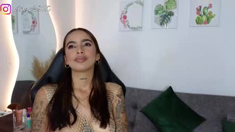 Snapshot of _sophiebrown__ chatting on 01/12/25, 03:49 Andrea  The Next Stream  Wednesday online show from 01/12/25, 03:49