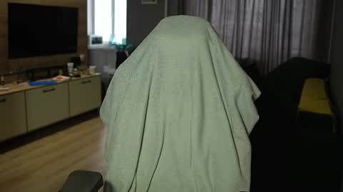 OLIVERpvt is open online show from 02/26/26, 12:04