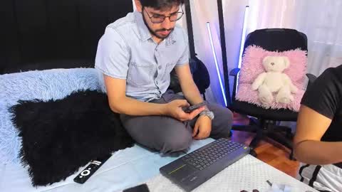 Snapshot of _soulmate_s chatting on 03/25/26, 04:13 Coco and J online show from 03/25/26, 04:13