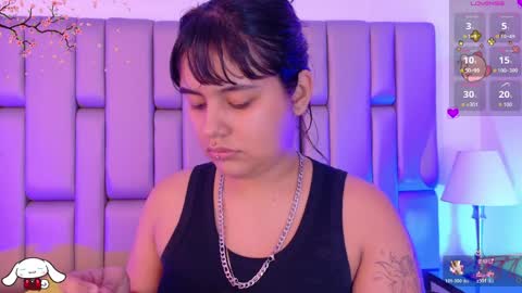 Snapshot of _sowy_venus_ chatting on 04/01/26, 11:33 V E N U S online show from 04/01/26, 11:33