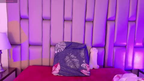 V E N U S online show from 05/02/26, 11:48