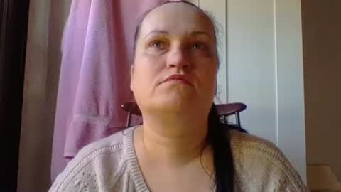 Melisa online show from 02/17/25, 01:10