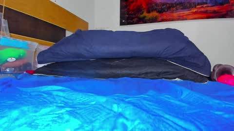 susy online show from 02/01/25, 02:56