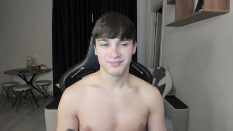 MARKPVT IS OPEN online show from 11/21/25, 04:33