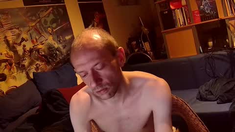 Snapshot of _svenerd87___ chatting on 09/13/25, 12:10 Sven online show from 09/13/25, 12:10