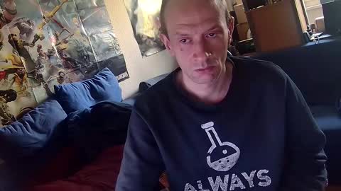 Snapshot of _svenerd87___ chatting on 09/25/25, 06:28 Sven online show from 09/25/25, 06:28