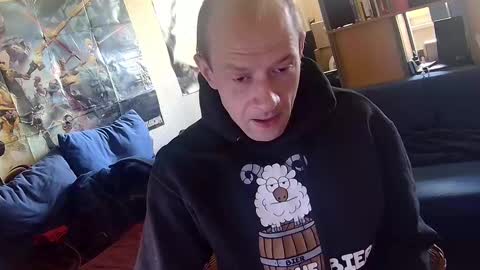 Snapshot of _svenerd87___ chatting on 09/29/25, 09:47 Sven online show from 09/29/25, 09:47