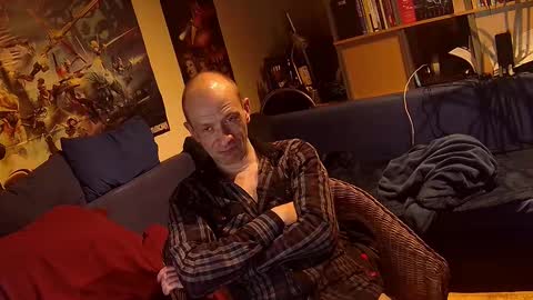 Snapshot of _svenerd87___ chatting on 10/20/25, 02:23 Sven online show from 10/20/25, 02:23