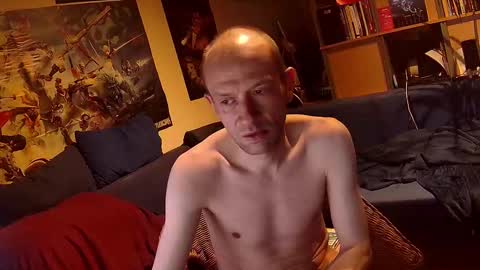 Snapshot of _svenerd87___ chatting on 11/01/25, 10:56 Sven online show from 11/01/25, 10:56