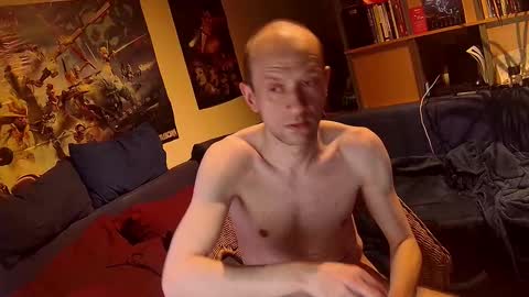 Snapshot of _svenerd87___ chatting on 11/05/25, 11:05 Sven online show from 11/05/25, 11:05