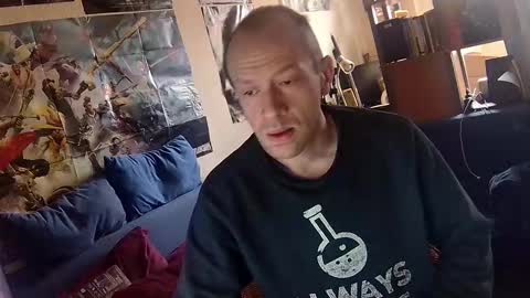 Snapshot of _svenerd87___ chatting on 11/30/25, 12:42 Sven online show from 11/30/25, 12:42