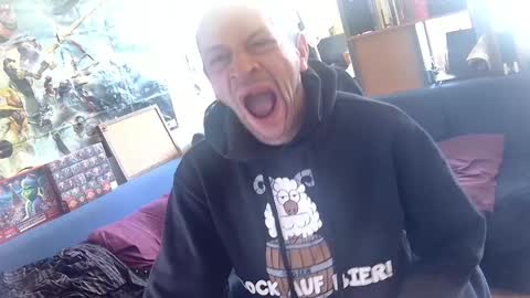 _svenerd_____ online show from 04/26/26, 11:52