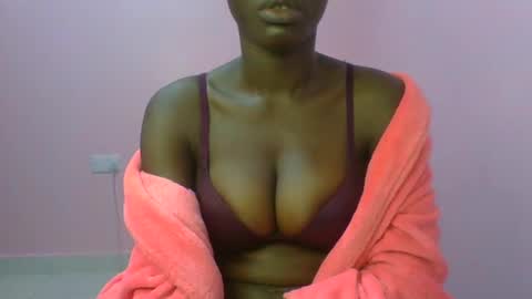 Snapshot of _sweet_gabriella chatting on 02/05/25, 02:40 Gabriella online show from 02/05/25, 02:40