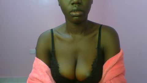 Snapshot of _sweet_gabriella chatting on 02/14/25, 03:00 Gabriella online show from 02/14/25, 03:00