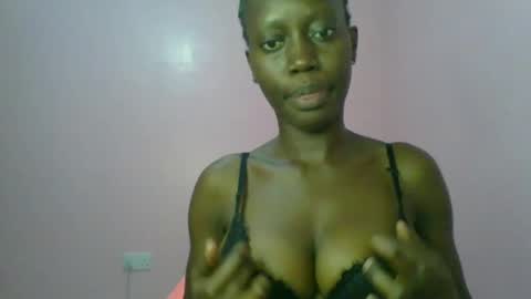 Snapshot of _sweet_gabriella chatting on 02/24/25, 12:48 Gabriella online show from 02/24/25, 12:48