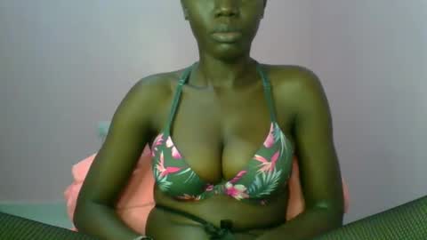 Snapshot of _sweet_gabriella chatting on 02/24/25, 09:09 Gabriella online show from 02/24/25, 09:09