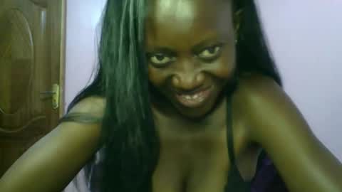 Snapshot of _sweet_gabriella chatting on 09/21/25, 10:17 Gabriella online show from 09/21/25, 10:17