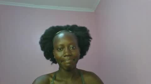 Snapshot of _sweet_gabriella chatting on 10/24/25, 01:40 Gabriella online show from 10/24/25, 01:40