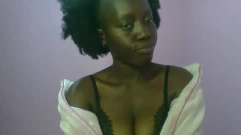 Snapshot of _sweet_gabriella chatting on 11/12/25, 07:20 Gabriella online show from 11/12/25, 07:20