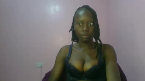 Snapshot of _sweet_gabriella chatting on 11/30/25, 03:10 Gabriella online show from 11/30/25, 03:10