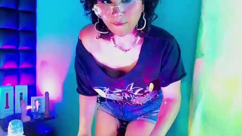 Kuromi online show from 12/19/24, 08:02