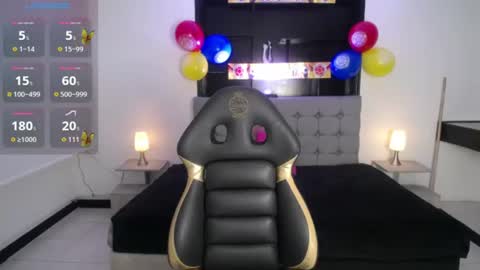 Snapshot of _sweet_lia_ chatting on 06/24/26, 07:35 _sweet_lia_ online show from 06/24/26, 07:35