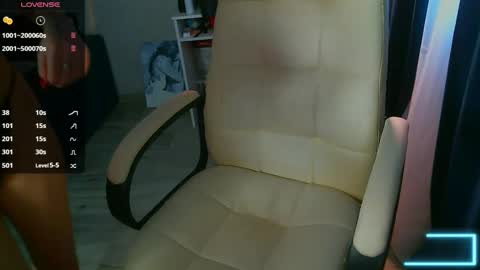 Milana   welcome to my world  online show from 03/12/25, 11:31