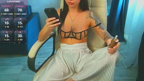 Milana   welcome to my world  online show from 03/25/26, 06:19